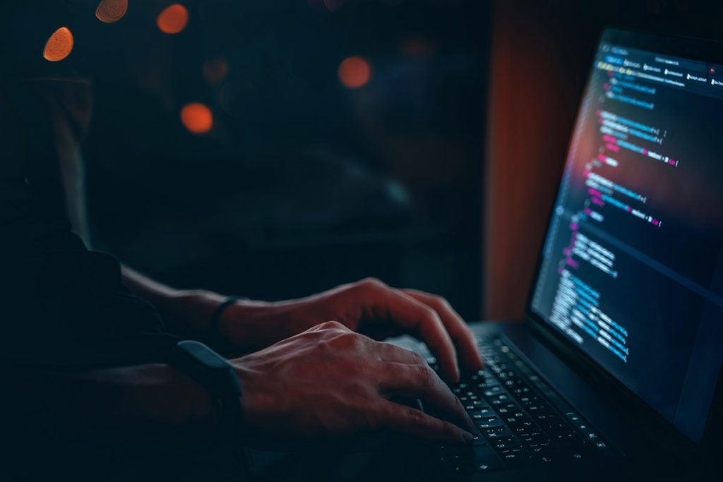 Laravel vs. Magento Battle